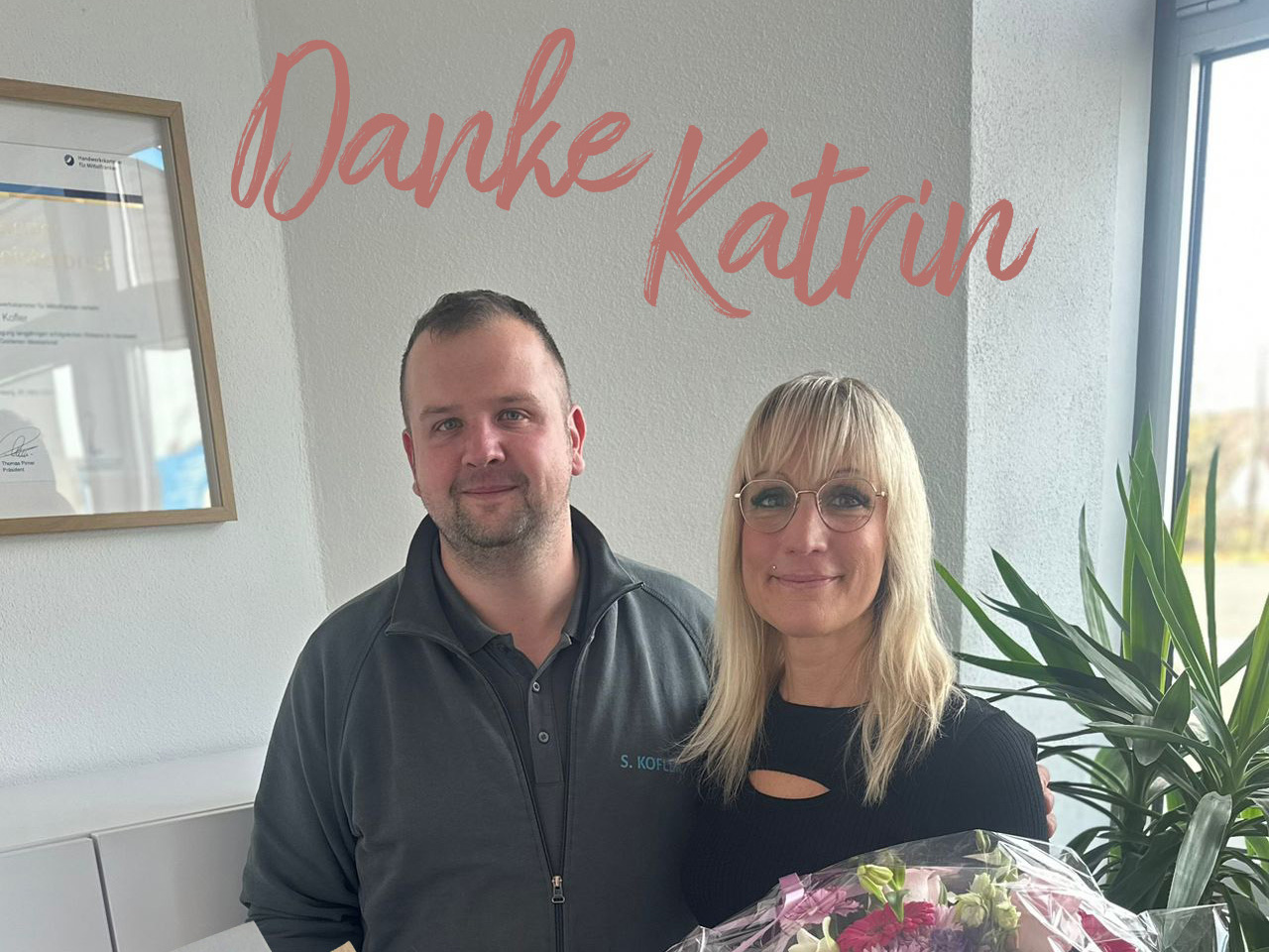 selbastian kofler sagt danke an katrin für 20 jahre bei der auto kofler gmbh